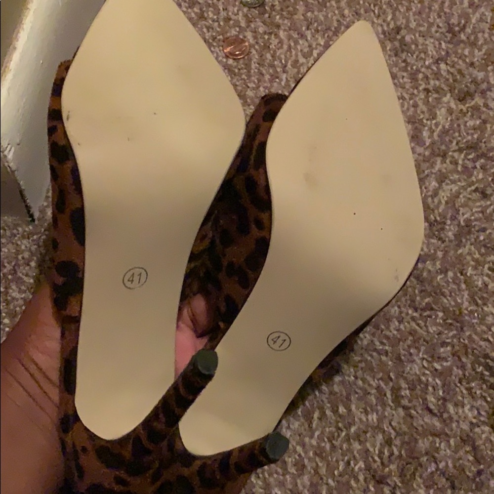 Heels - Picture 3 of 4